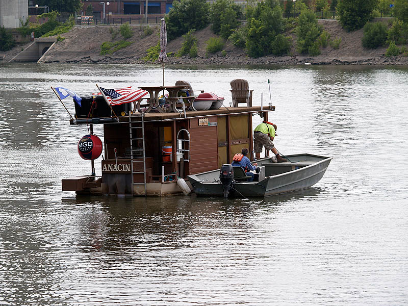 House Boat Troubles