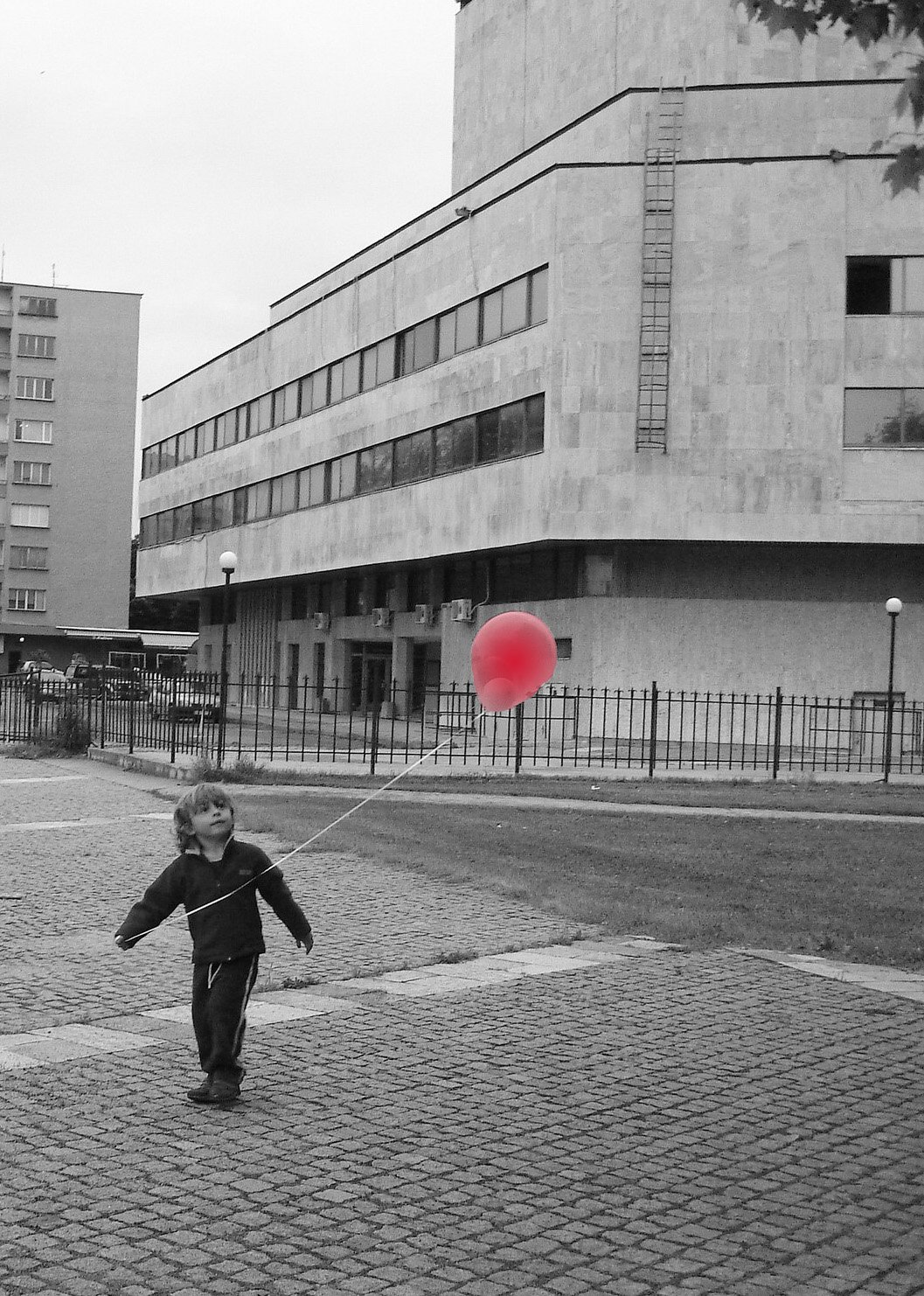 Red Baloon in Bulgaria