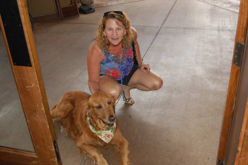 Kendra likes Golden Retrievers