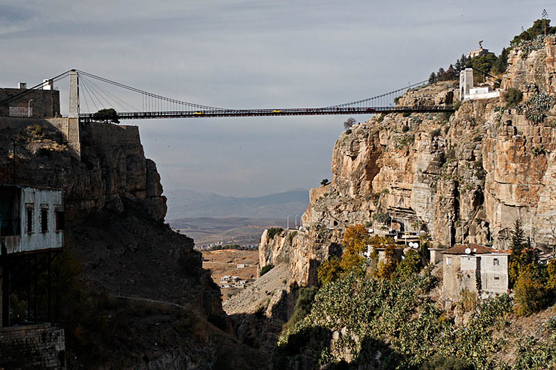 Le pont suspendu  de Sidi MCid