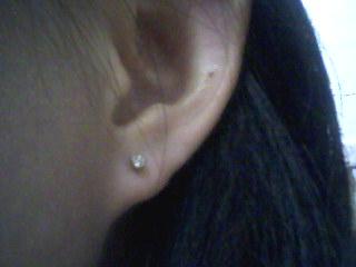 o6/91/432891/1/80612937.GRHrPeY5.mynewlypiercedear.JPG