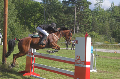 Ridestevne 03092005_MG_3531Riding.jpg