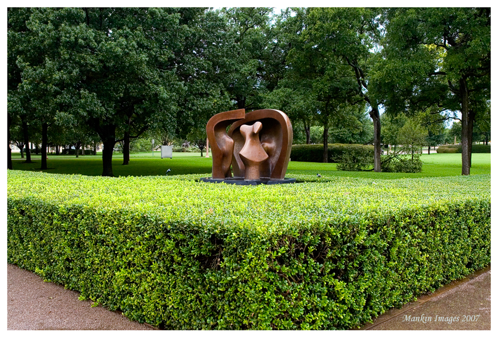 Side yard sculpture, Kimbell Art Museum, Ft Worth