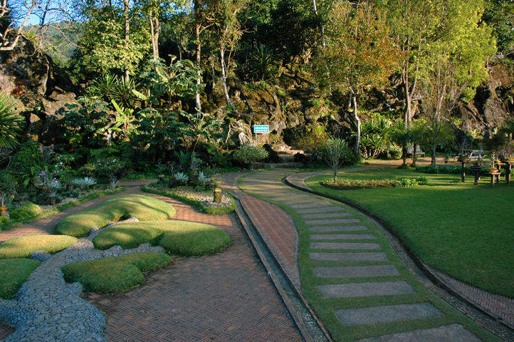 Suan 80 Gardens 8
