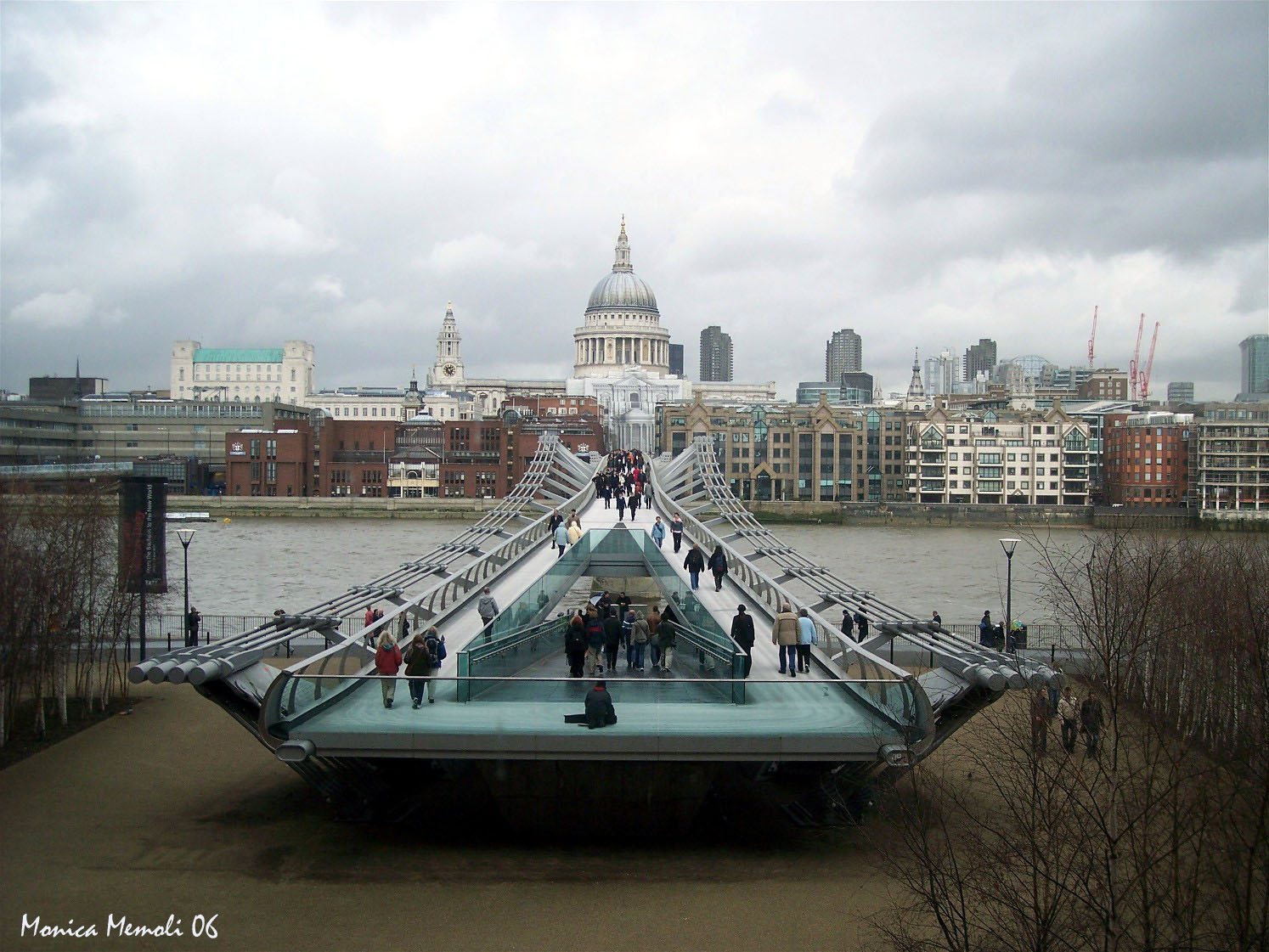 Millennium bridge