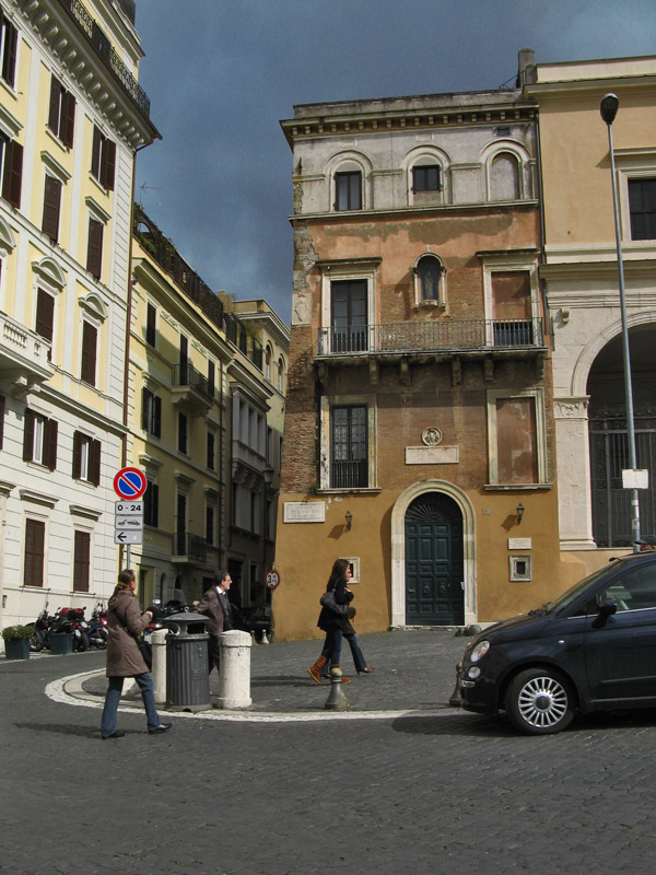 Piazza San Pietro in Vincoli9246