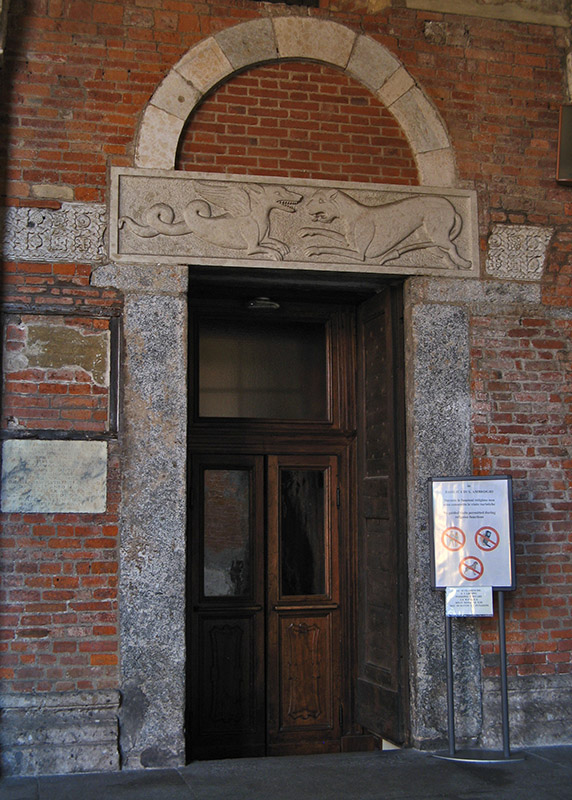 Doorway with New Stone Lintel, Sant'Ambrogio0022