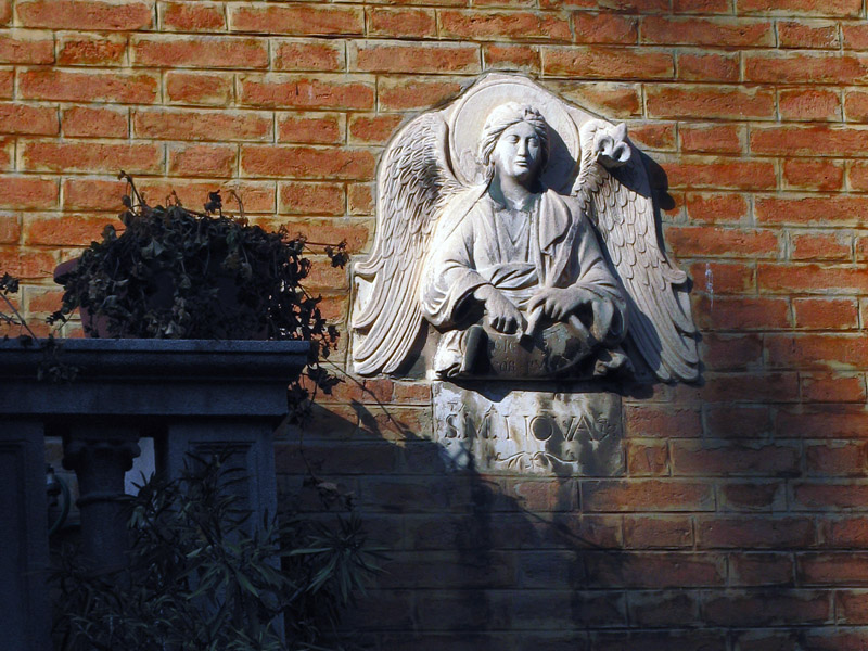 An Angel on Fondamenta Piovan3292.jpg