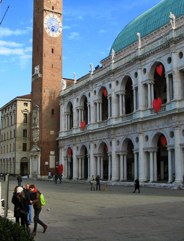 The Torre Bissara and the Basilica4743