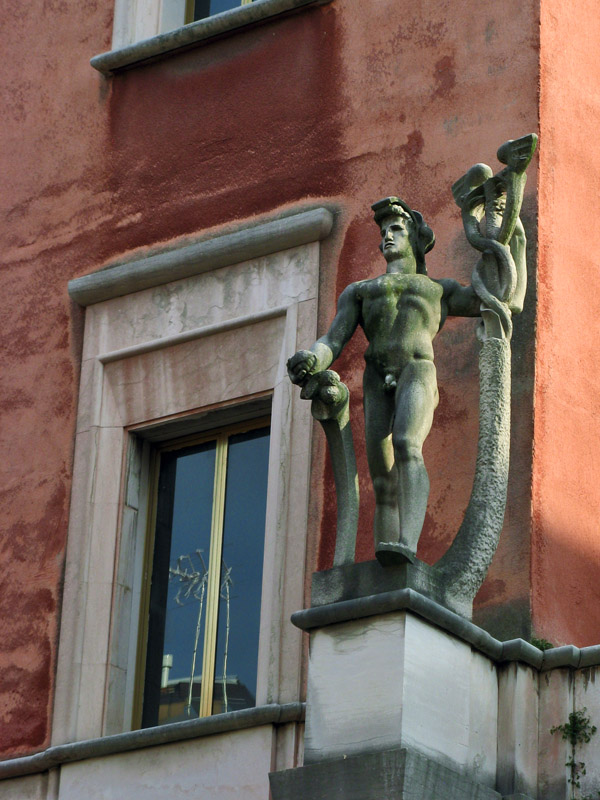 Mercury on the Post Office Building4769