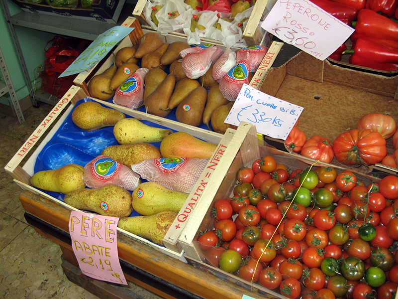 Pears and tomatoes  0214