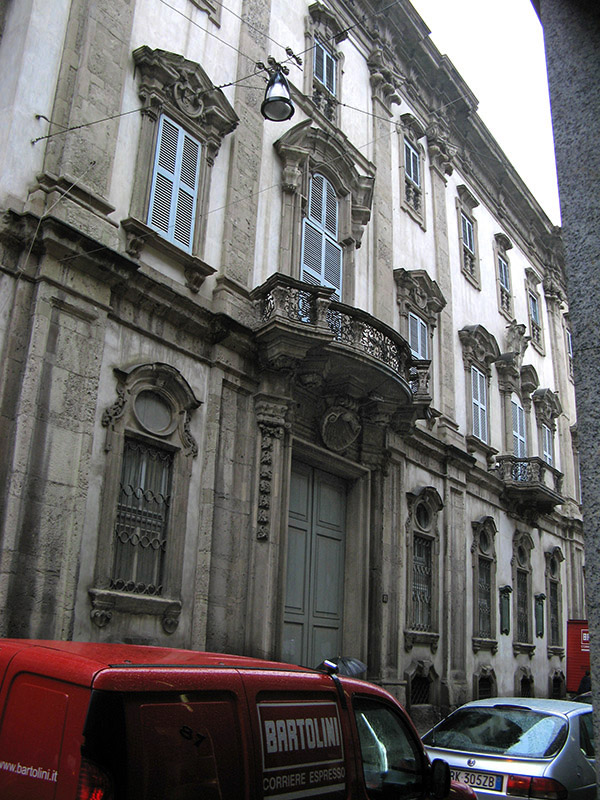 Brera Quarter architecture: Palazzo Cusani5386
