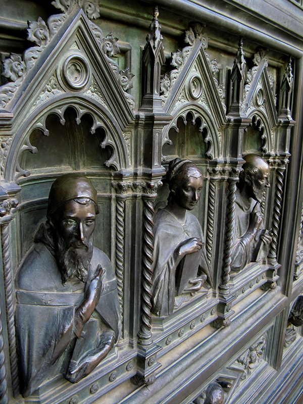 Detail of the main portal of the Duomo III5514