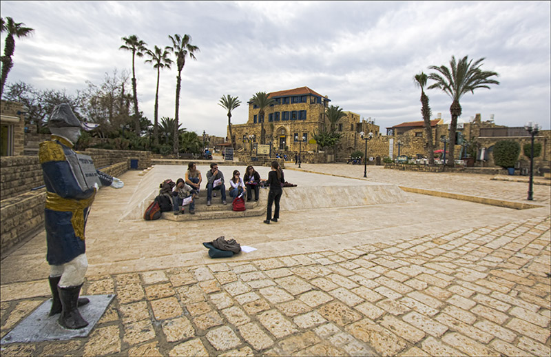 Kedumin Square in the old city of Jaffa.jpg