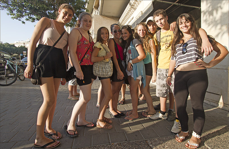 Teenagers from Sderot visiting Tel Aviv during the school holidays