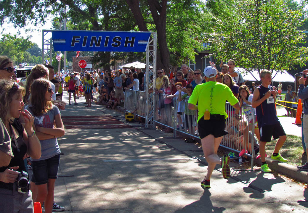 Half Marathon 9-2-12 finish line3.jpg