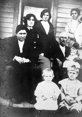 Roy Family 1915