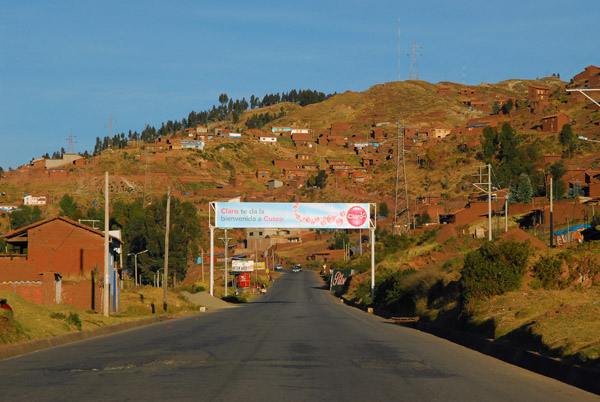 Entering Cusco after a long 6-day 1280 km drive from Lima