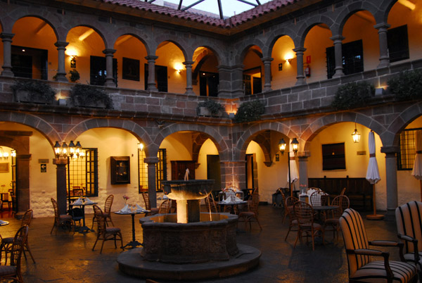 The Novotel Cusco's colonial courtyard