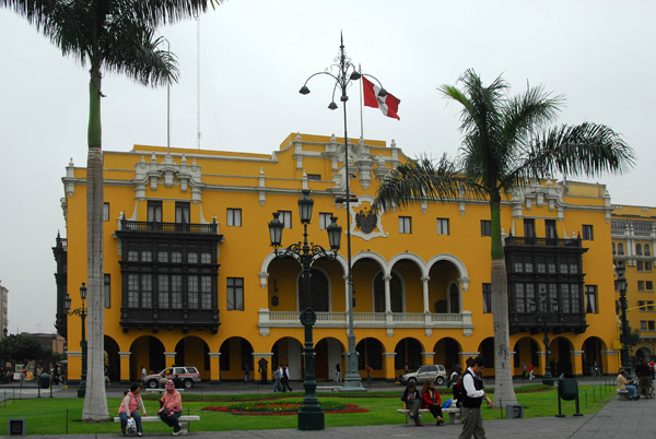 Municipalidad de Lima, Plaza de Armas