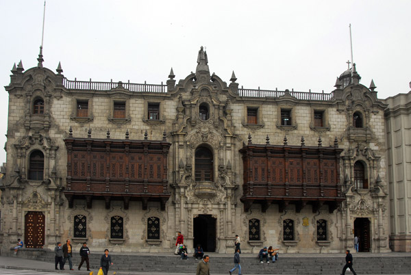 Palacio Arzobispal (1924) Plaza de Armas, Lima