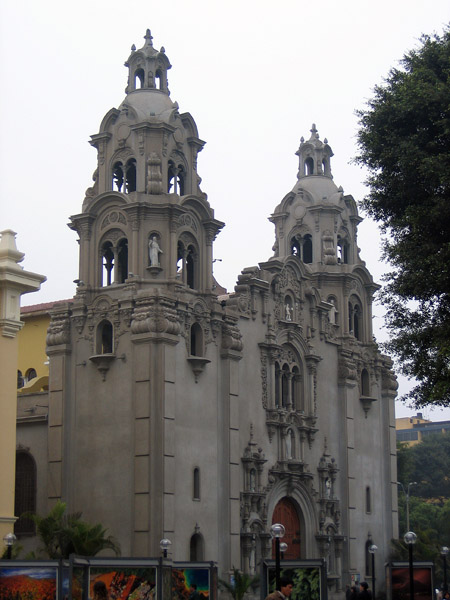 Iglesia de Matriz de Miraflores