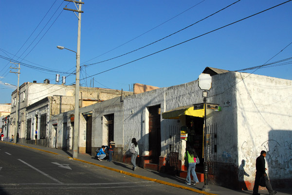 Av Melgar, Cdra 1, Old Town Arequipa