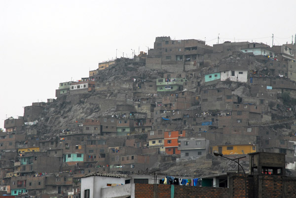 Slums on a hilltop on the edge of Lima