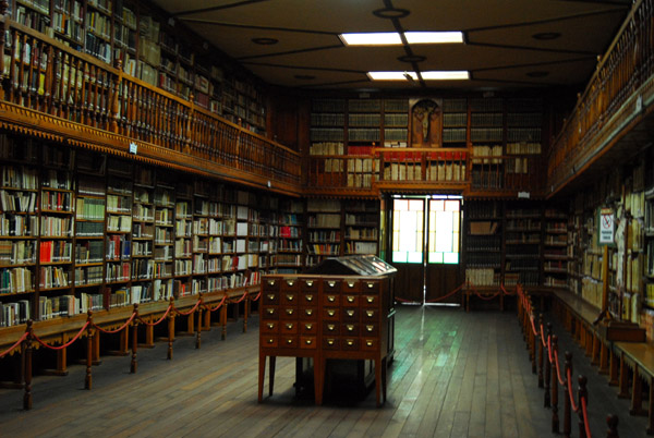 Library of the Convent of Santa Rosa de Ocopa