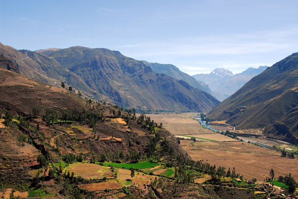 View of the Sacred Valley from the Mirador overlooking Taray, just prior to Pisaq