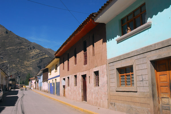 Modern village, Pisaq