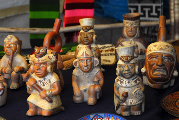 Painted ceramic figures, Pisaq tourist market