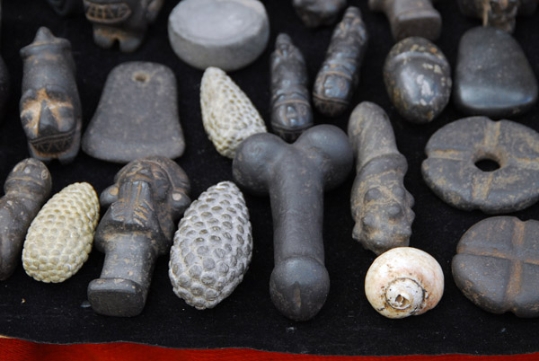 Stone figurines and phallus, Pisaq tourist market