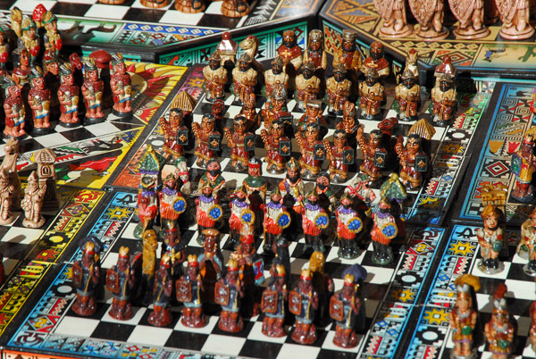 Chess sets, Pisaq tourist market