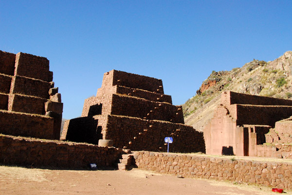Inca ruins at Rumicola, ca 40 km from Cusco