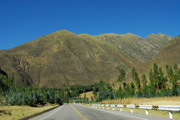 Peru route 3S between Urcos and Quiquijana