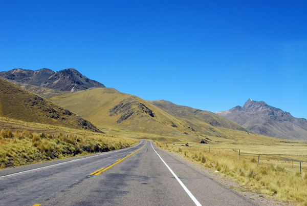 Route 3S, Altiplano, Puno Region