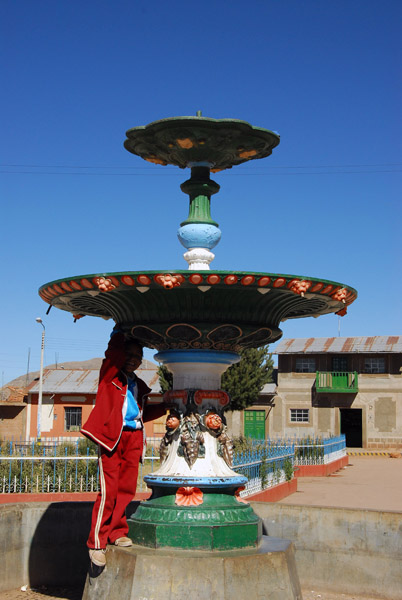 Fountain on the Plaza, Pucara