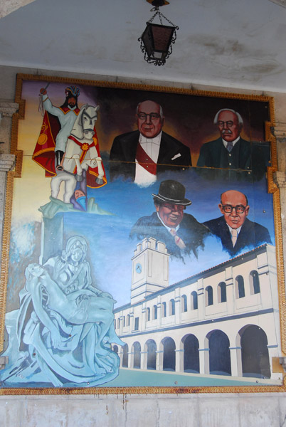 Murals on the Municipalidad, Lampa