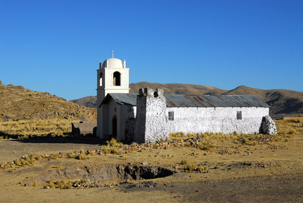 Old church between Lampa and Juliaca
