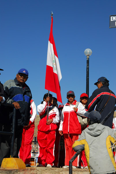School kids with Peruvian flag