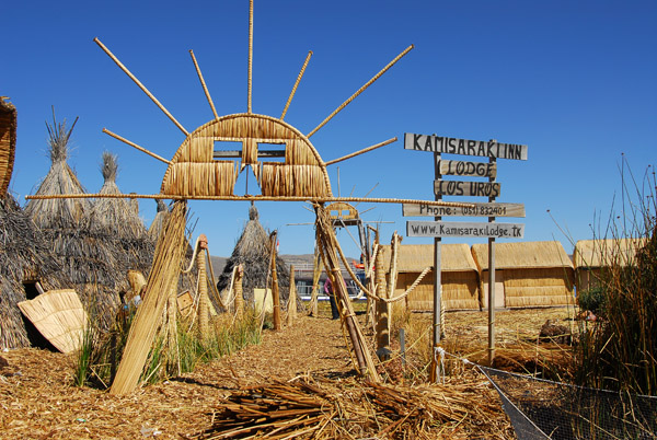 Kamisaraki Inn, Los Uros - Lake Titicaca floating hotel