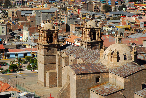 Cathedral of Puno and Plaza de Armas from Huajsapata Park