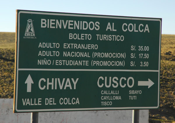The turn-off from the main road to Chivay and Colca Canyon
