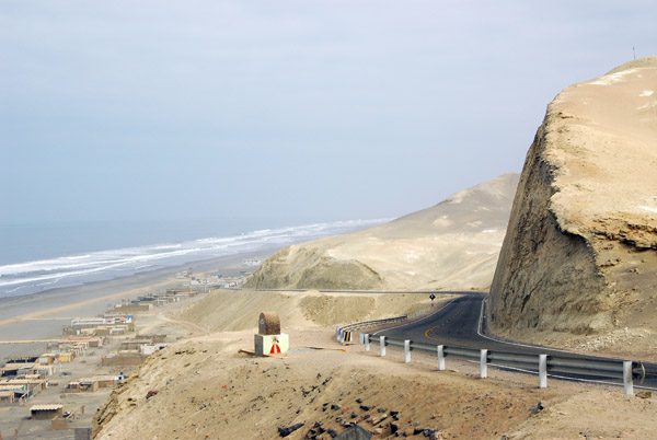 Panamerican Highway headed for the beach