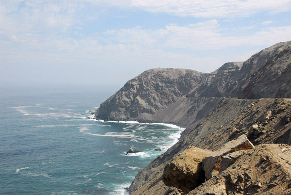 Peru's Big Sur coast between Ocoña and La Planchada