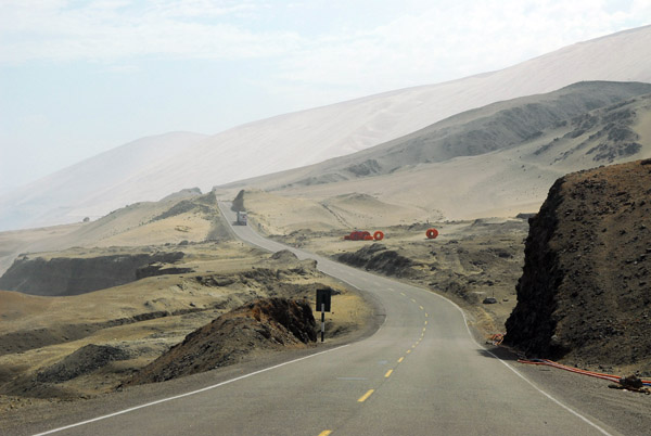 Panamerican Highway between La Planchada and Cerro de Arena