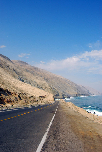 Via Panamericana, Peru