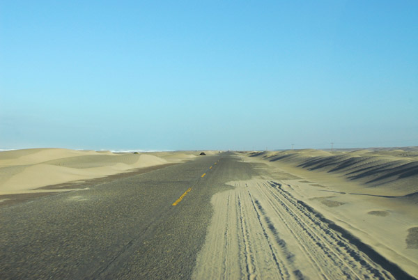 Panamerican Highway along the beach NW of Tanaca