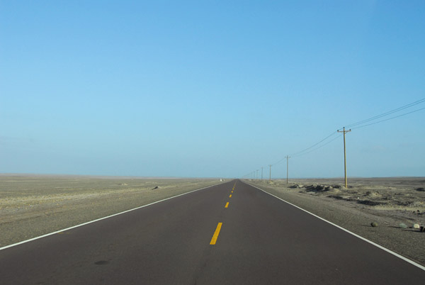 Panamerican Highway leaving the coast after Lomas